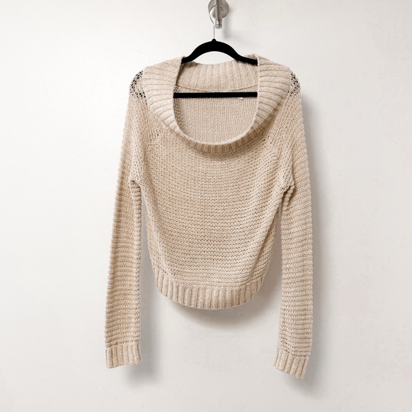 UO Kimchi Blue Kelli Off Shoulder Fall Chic Prep Sweater Cream Small - Picture 4 of 9